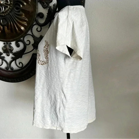 Soft Surroundings Women’s Gold Elephant Burnout V-Neck Tee Small Cap Sleeves S - Picture 7 of 15